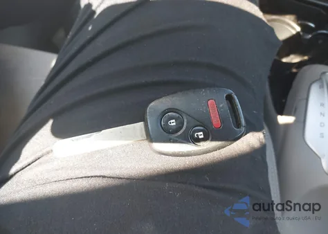 2013 Honda Insight Ex from USA, damaged, VIN JHMZE2H75DS001224